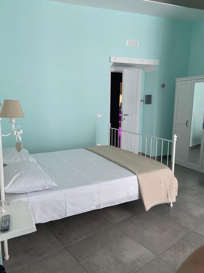 Bed and Breakfast Beb la Gemma Neapel Exterior foto