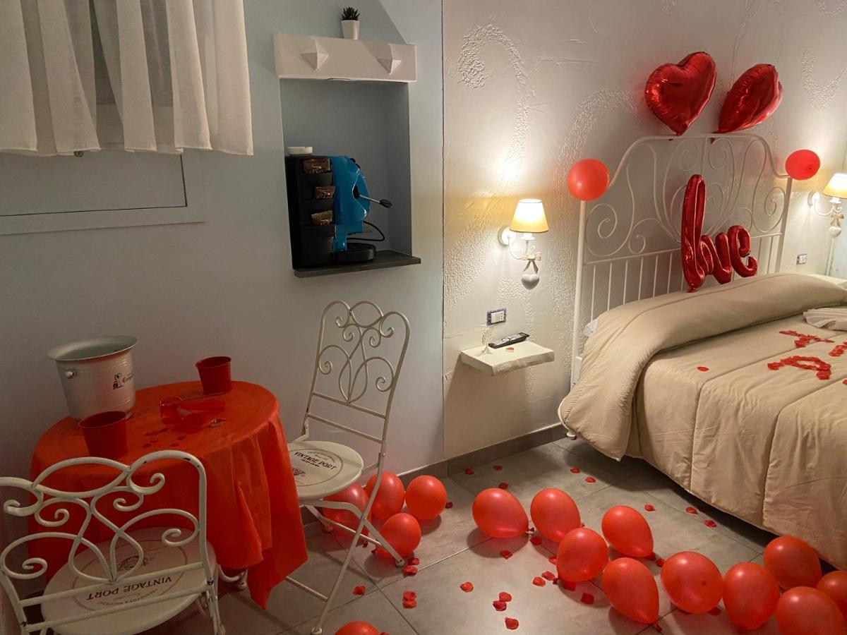 Bed and Breakfast Beb la Gemma Neapel Exterior foto