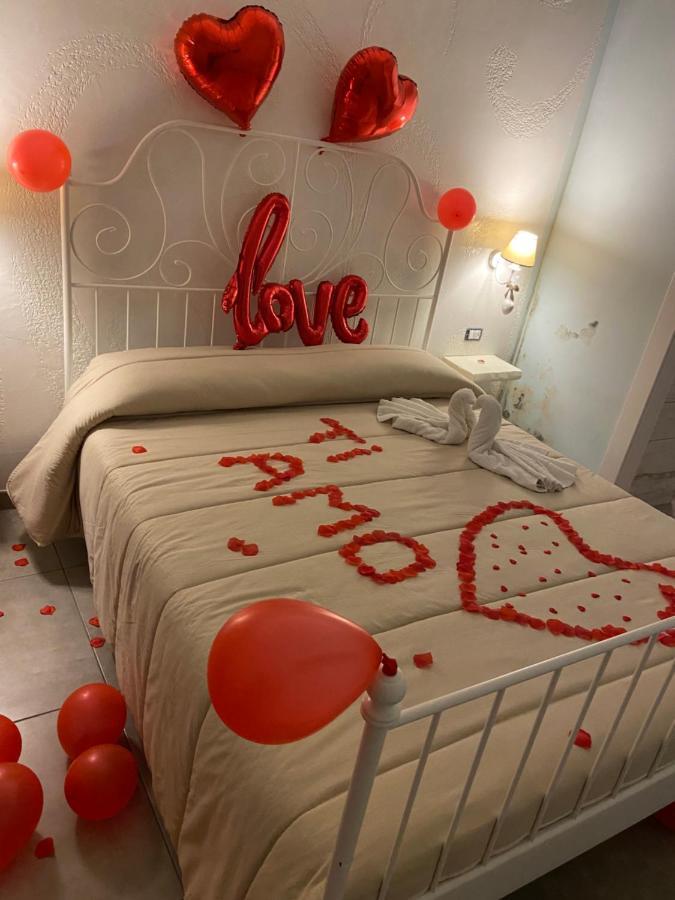 Bed and Breakfast Beb la Gemma Neapel Exterior foto